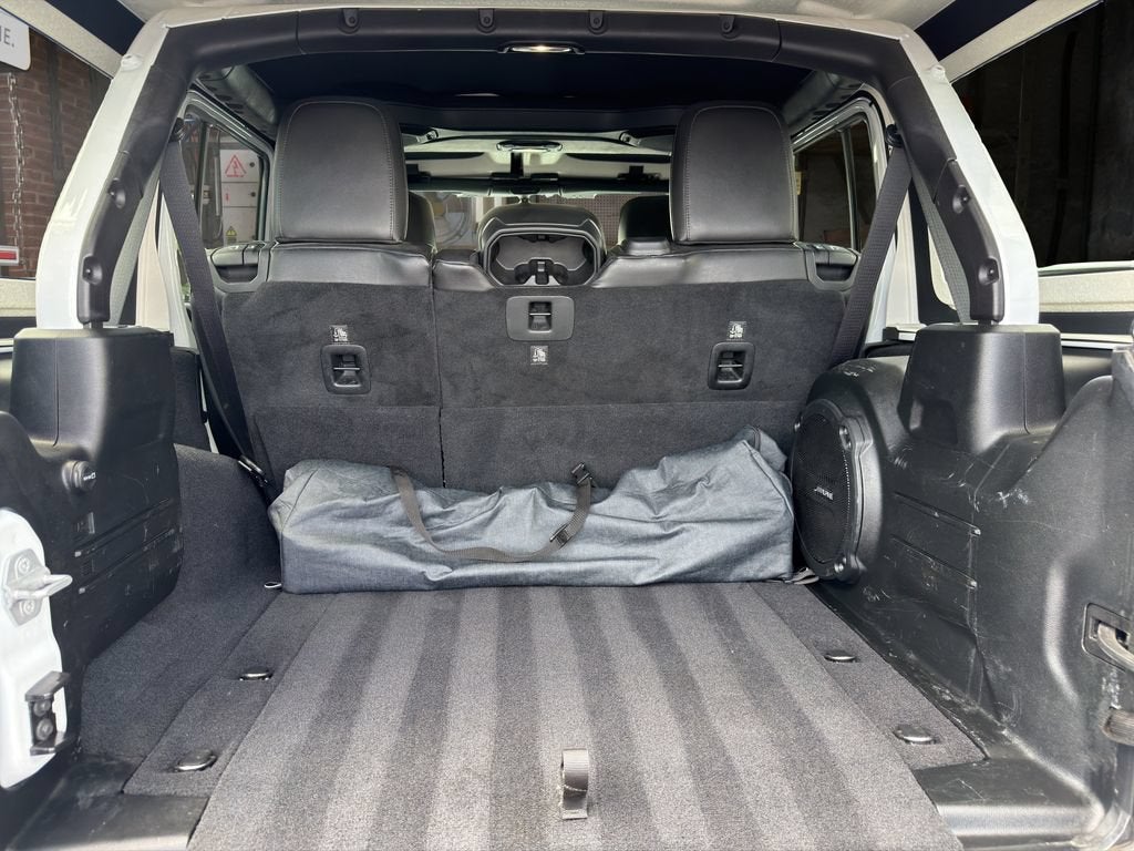 2018 Jeep Wrangler Unlimited Sahara 4x4