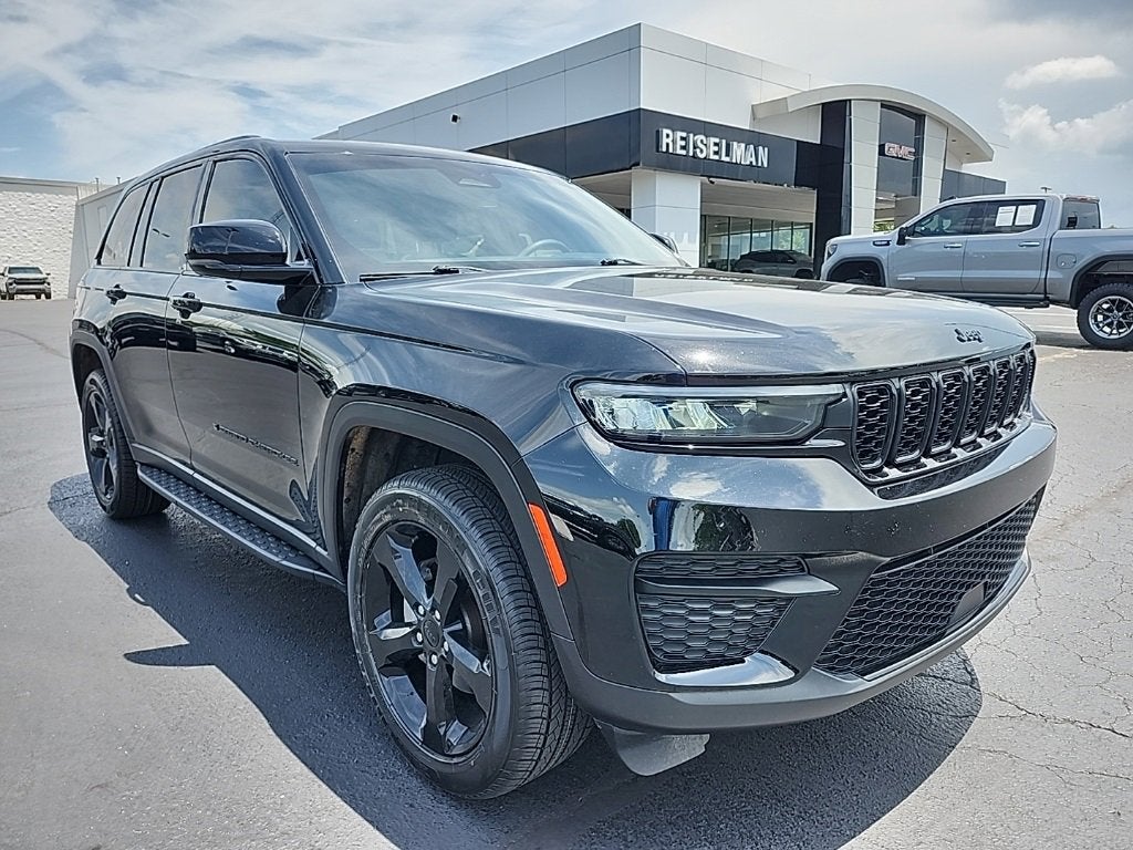 2023 Jeep Grand Cherokee Altitude
