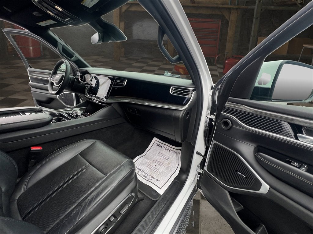 2022 Jeep Wagoneer Series III