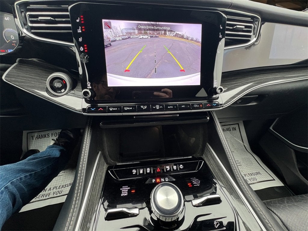 2022 Jeep Wagoneer Series III