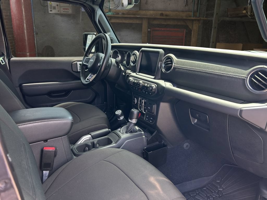 2021 Jeep Gladiator Overland 4x4
