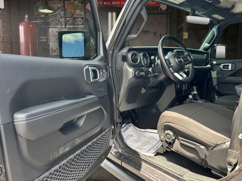 2021 Jeep Gladiator Overland 4x4