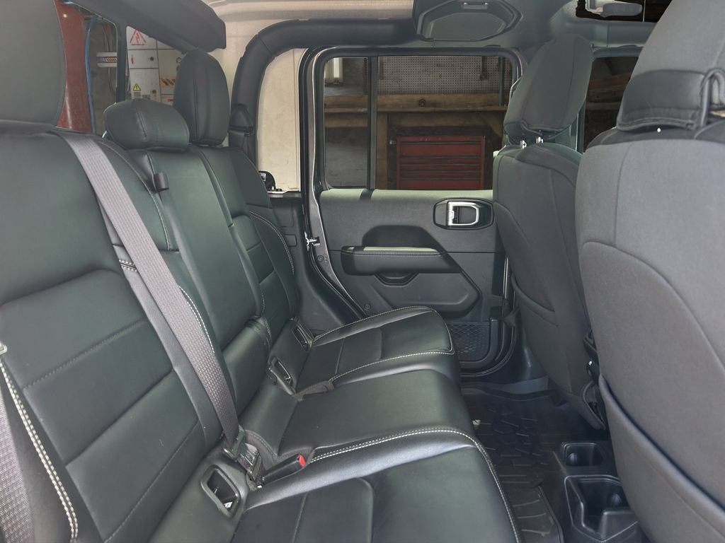2021 Jeep Gladiator Overland 4x4