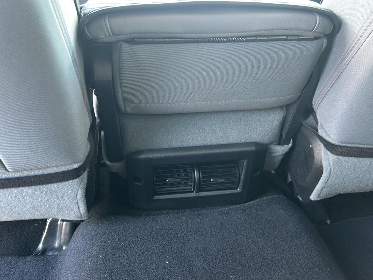 2017 RAM 1500 Tradesman Crew Cab 4x2 6'4" Box