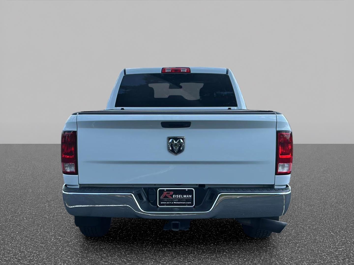 2017 RAM 1500 Tradesman Crew Cab 4x2 6'4" Box
