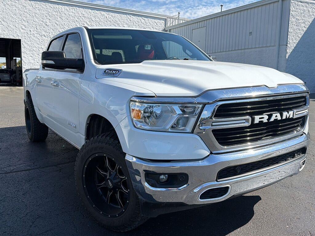 2019 RAM 1500 Big Horn/Lone Star Crew Cab 4x4 5'7" Box