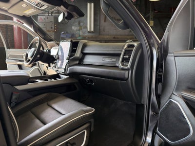 2025 RAM 1500 Laramie Crew Cab 4x4 5'7" Box