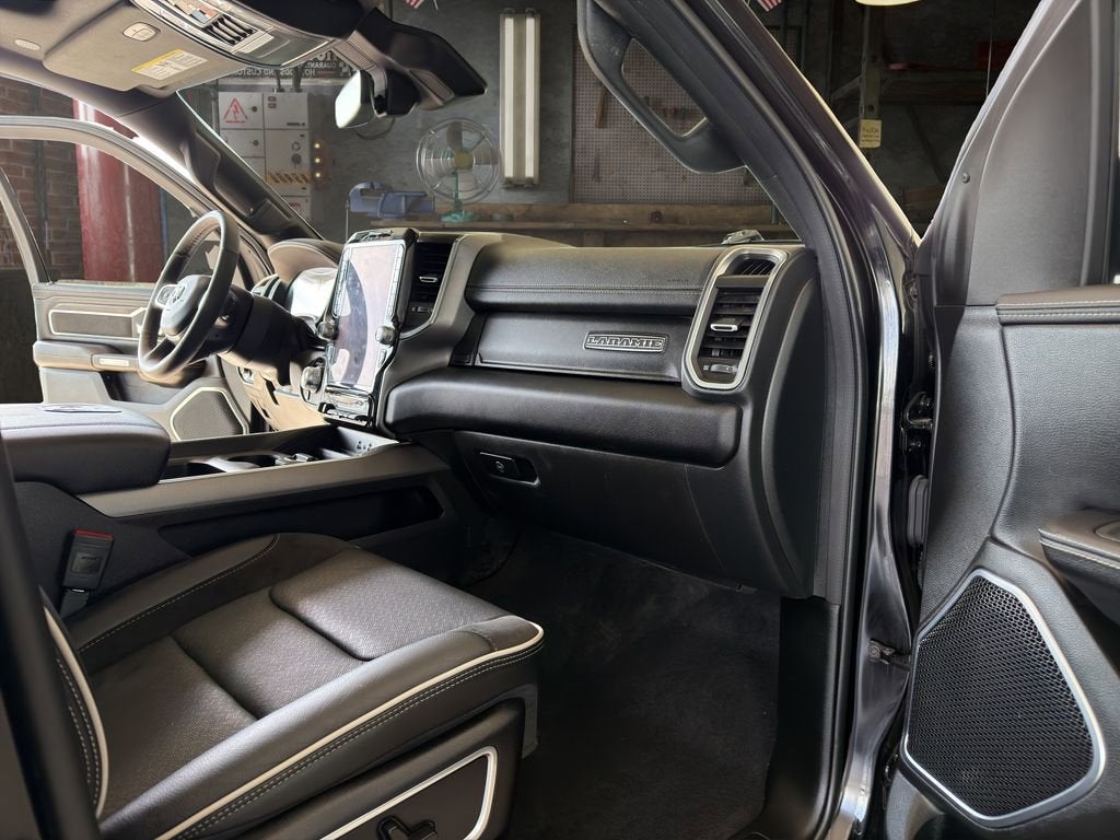 2025 RAM 1500 Laramie Crew Cab 4x4 5'7" Box