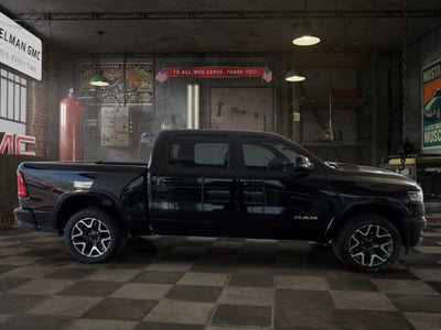 2025 RAM 1500 Laramie Crew Cab 4x4 5'7" Box