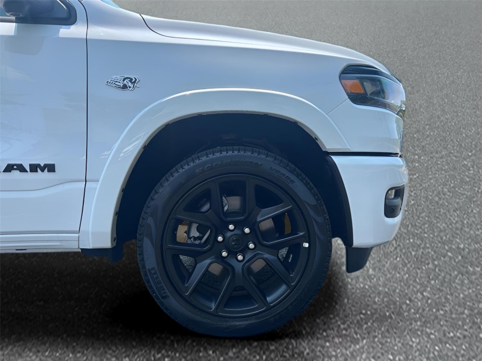 2026 RAM 1500 Laramie Crew Cab 4x4 5'7" Box