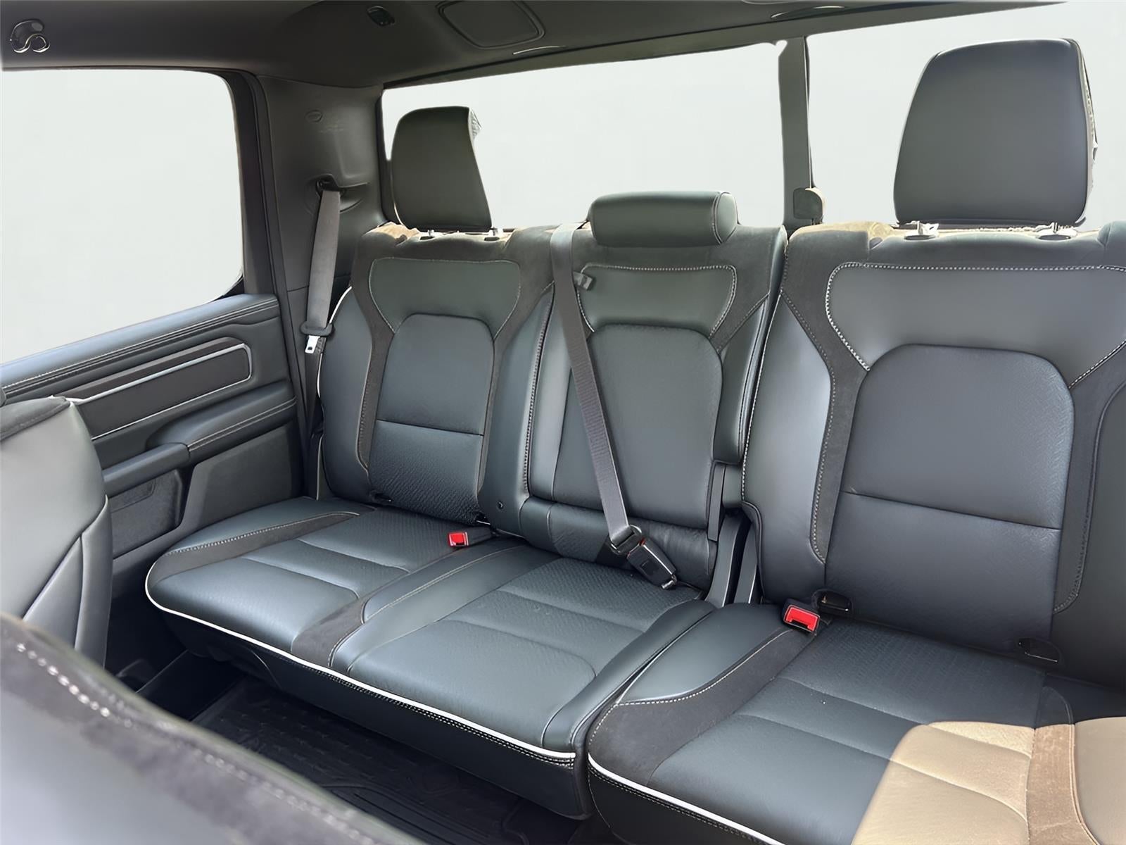 2026 RAM 1500 Laramie Crew Cab 4x4 5'7" Box