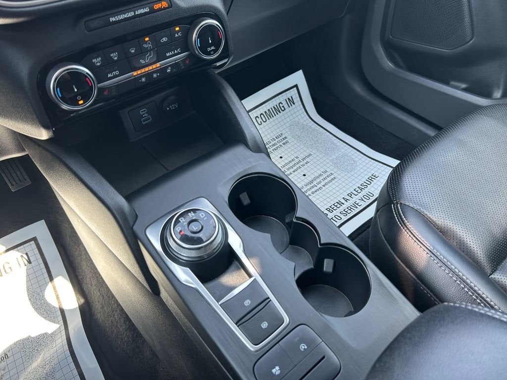 2022 Ford Escape SEL
