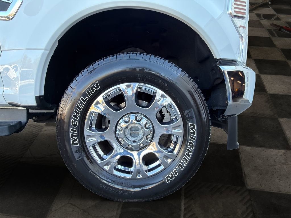 2022 Ford F-350 LARIAT