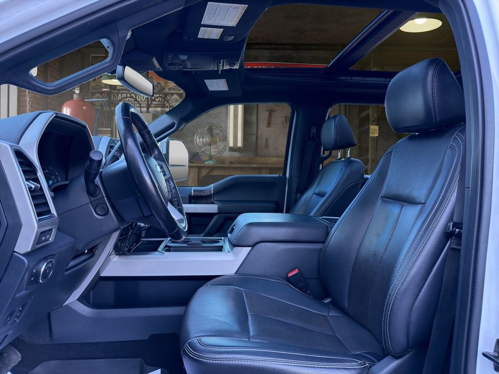 2022 Ford F-350 LARIAT