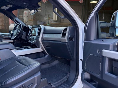 2022 Ford F-350 LARIAT