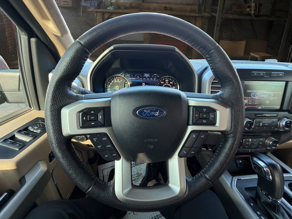 2015 Ford F-150 LARIAT
