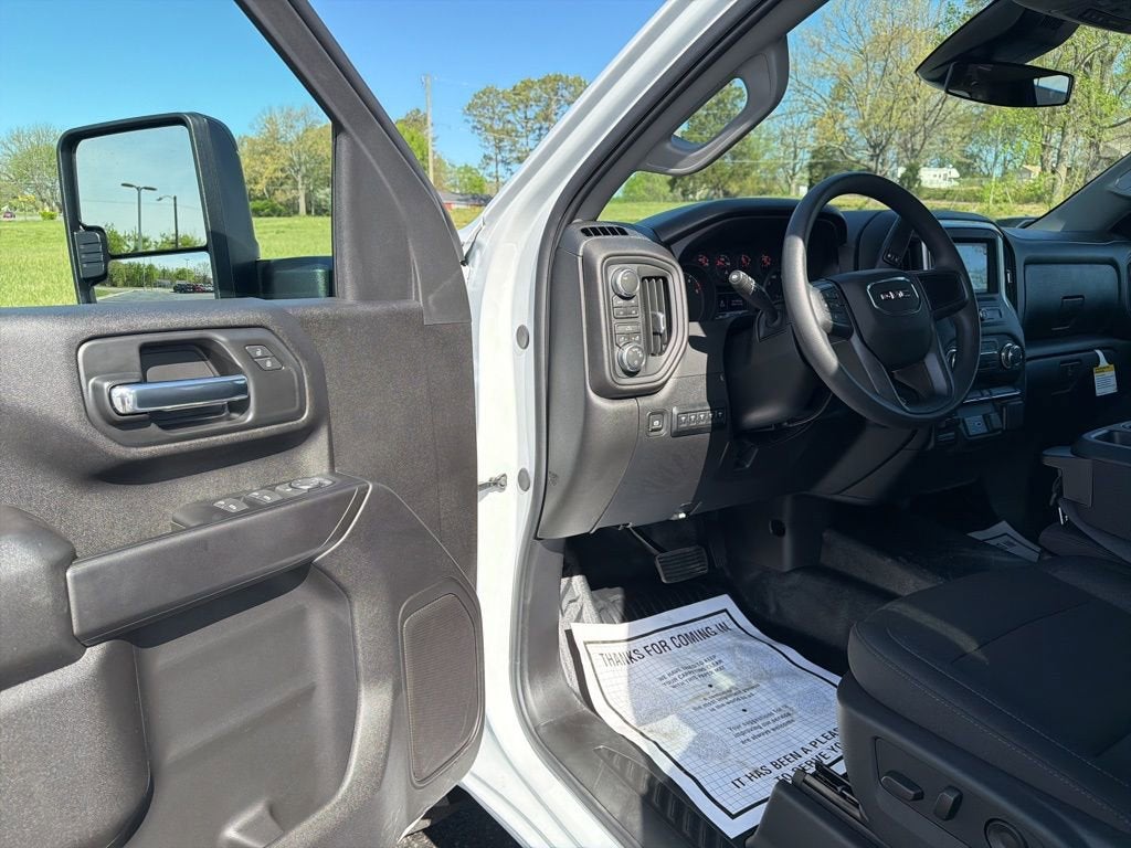 2026 GMC Sierra 3500 HD Chassis Cab Pro