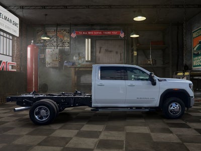 2026 GMC Sierra 3500 HD Chassis Cab SLE