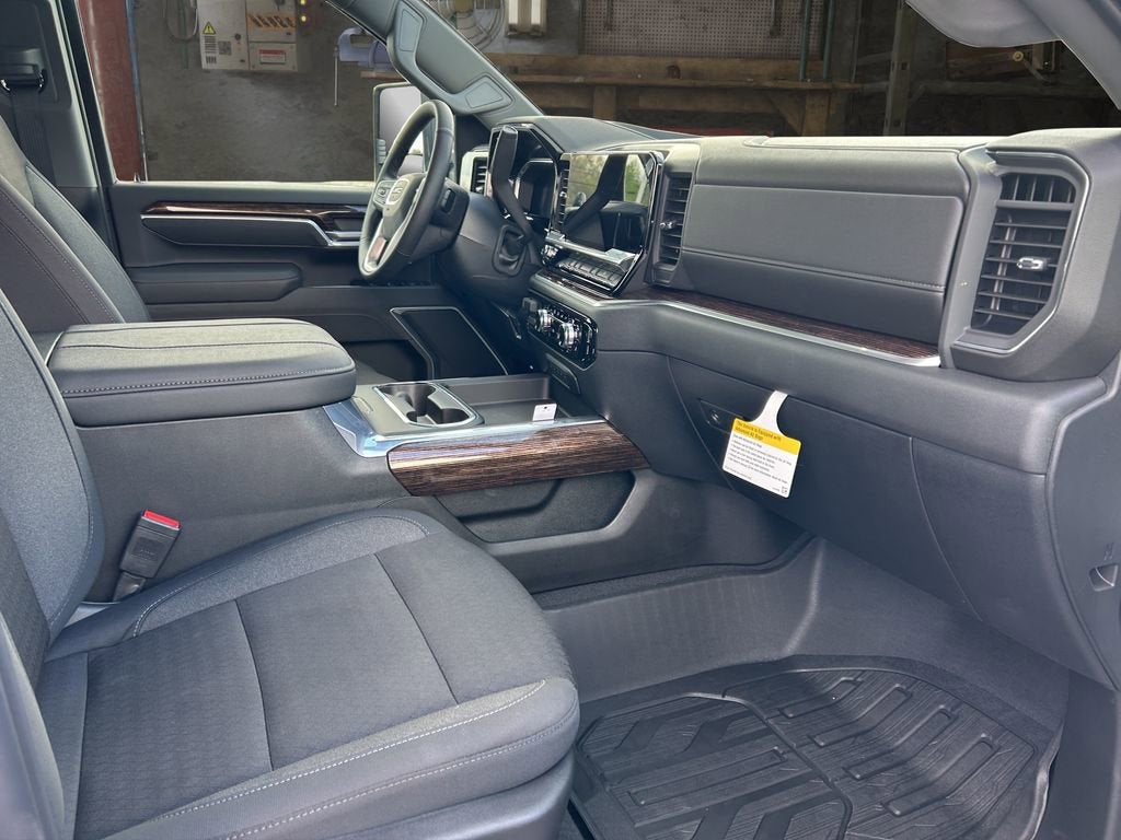 2026 GMC Sierra 3500 HD Chassis Cab SLE