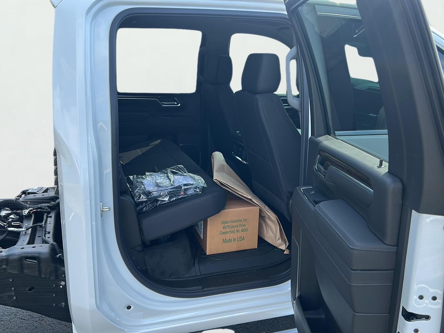 2026 GMC Sierra 3500 HD Chassis Cab SLE