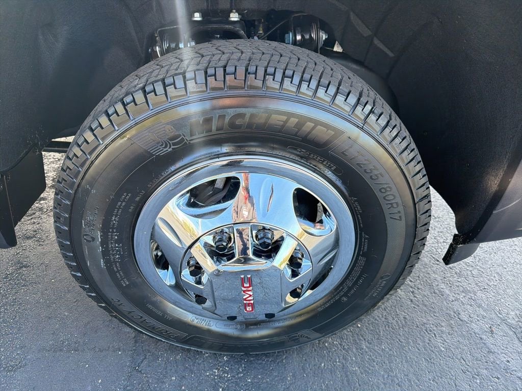 2026 GMC Sierra 3500 HD Chassis Cab SLE