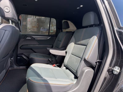 2025 GMC Acadia AT4