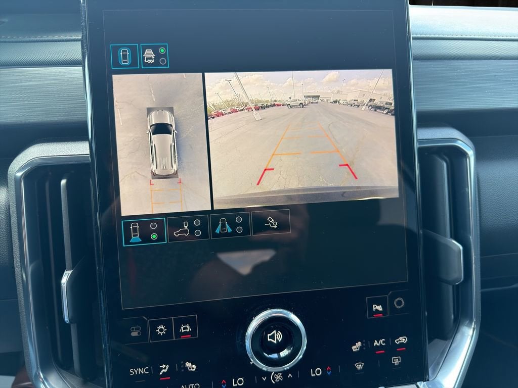 2025 GMC Acadia AT4