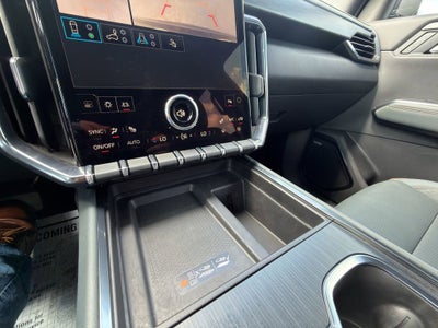 2025 GMC Acadia AT4