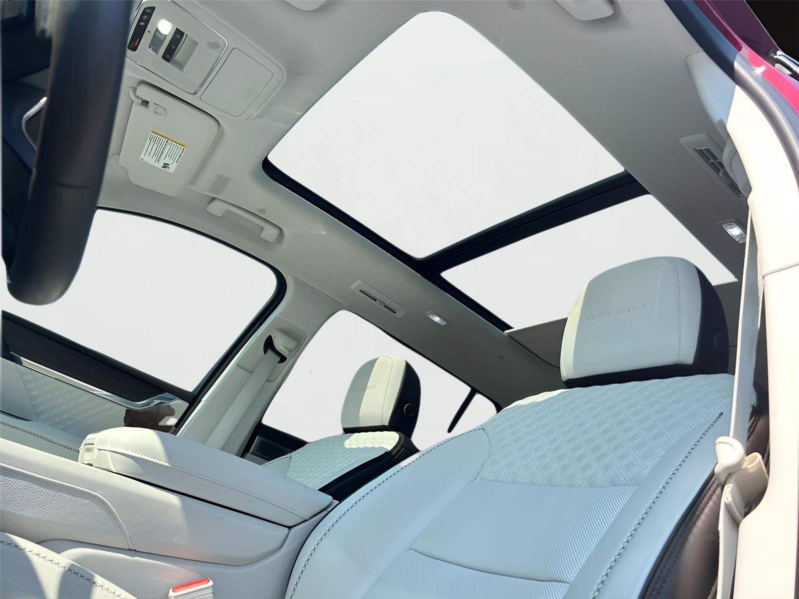 2025 GMC Acadia Denali - Photo 13