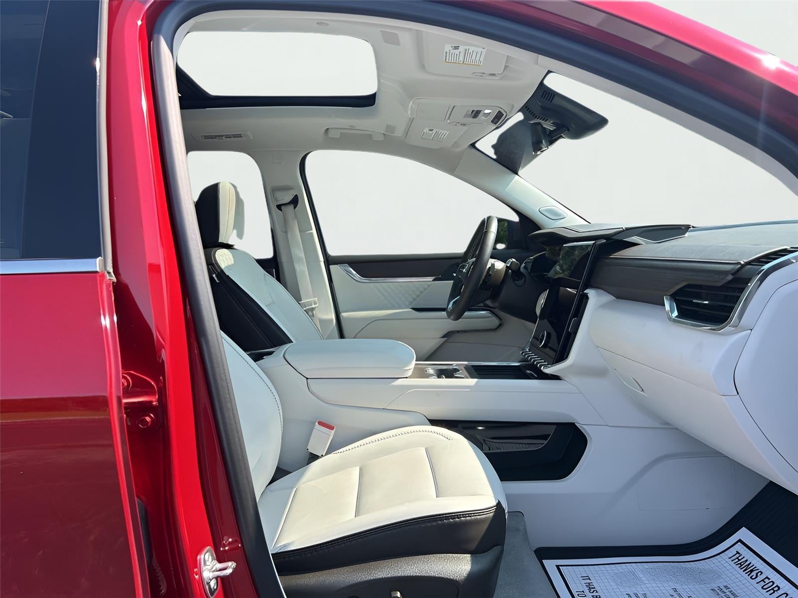 2025 GMC Acadia Denali - Photo 19