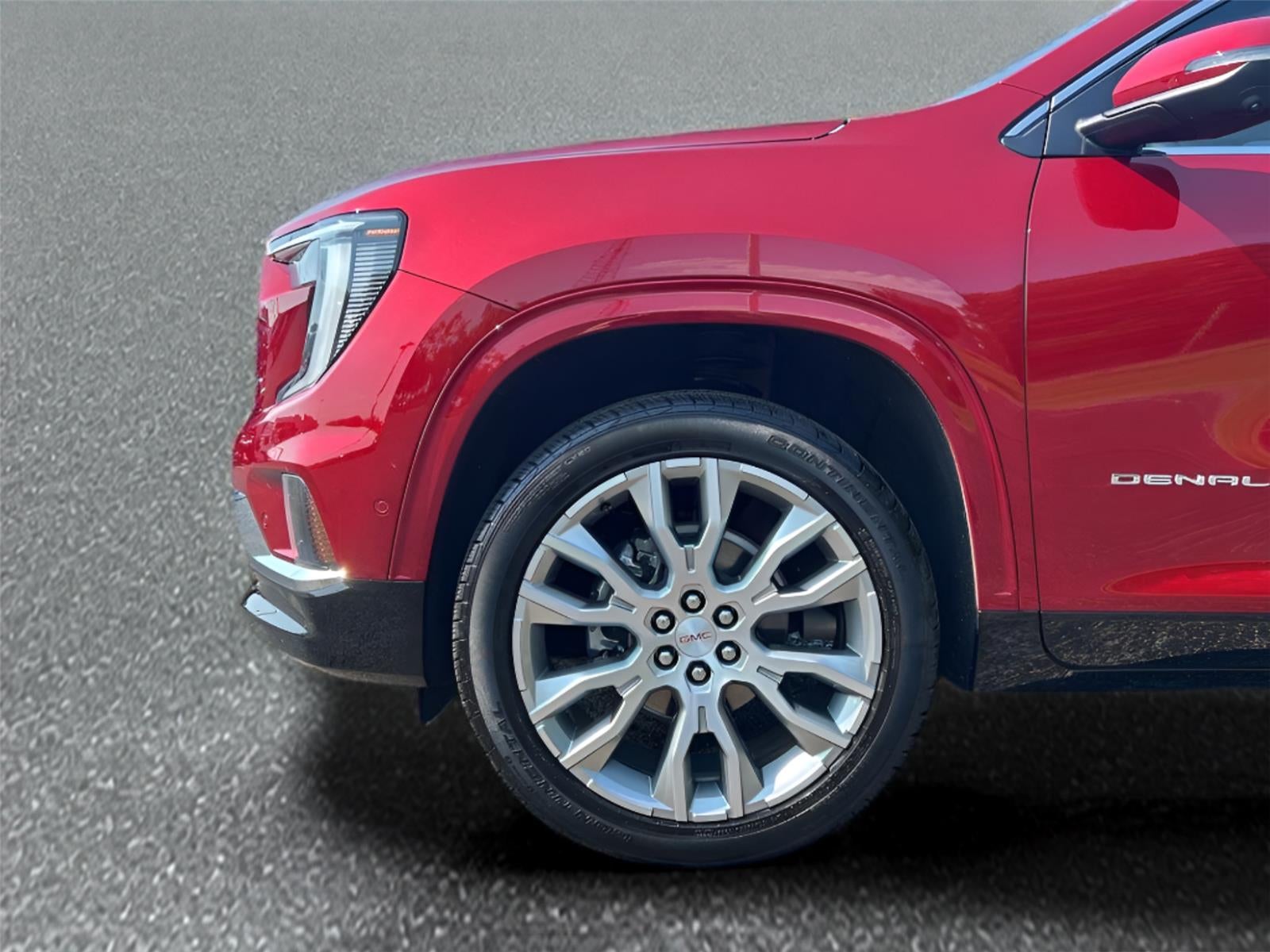 2025 GMC Acadia Denali - Photo 9