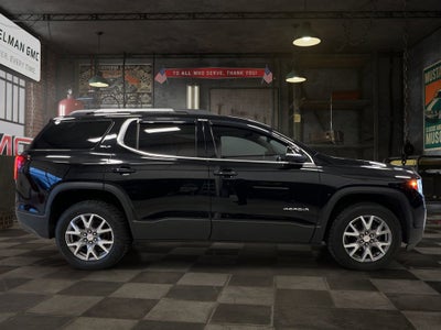 2021 GMC Acadia SLT