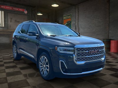 2023 GMC Acadia Denali