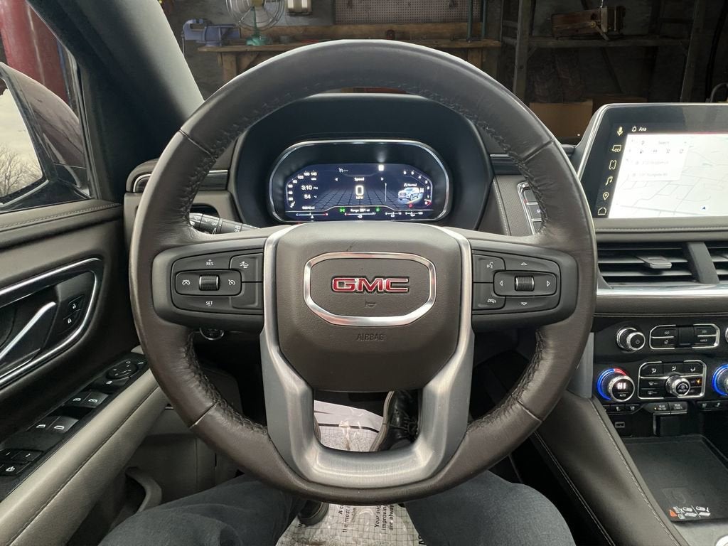 2023 GMC Yukon SLT
