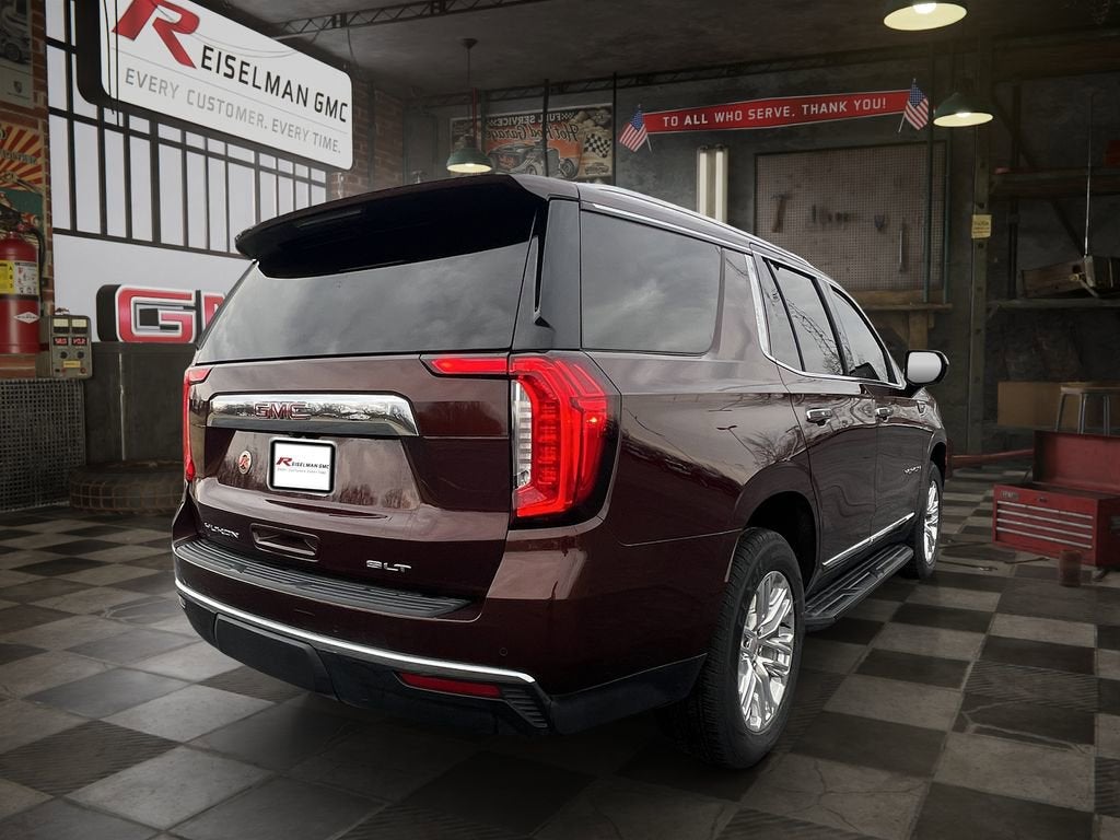 2023 GMC Yukon SLT