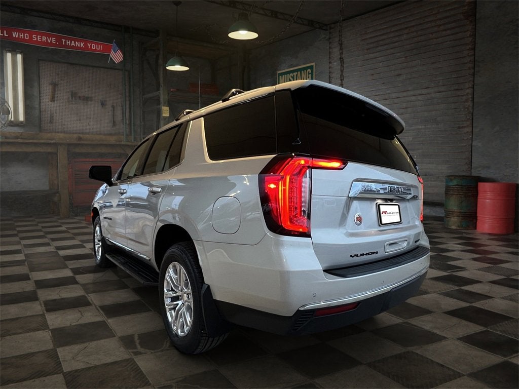 2024 GMC Yukon SLT