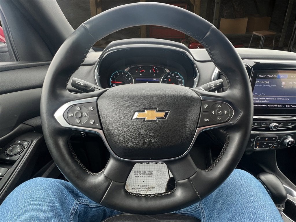 2023 Chevrolet Traverse LT Leather