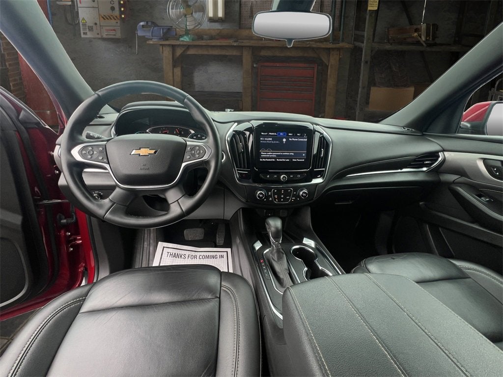 2023 Chevrolet Traverse LT Leather