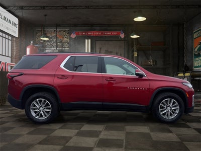 2023 Chevrolet Traverse LT Leather