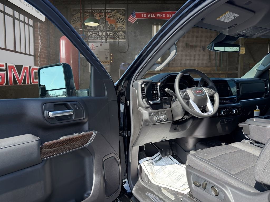 2026 GMC Sierra 2500 HD SLE