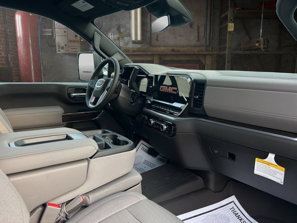 2026 GMC Sierra 3500 HD SLE