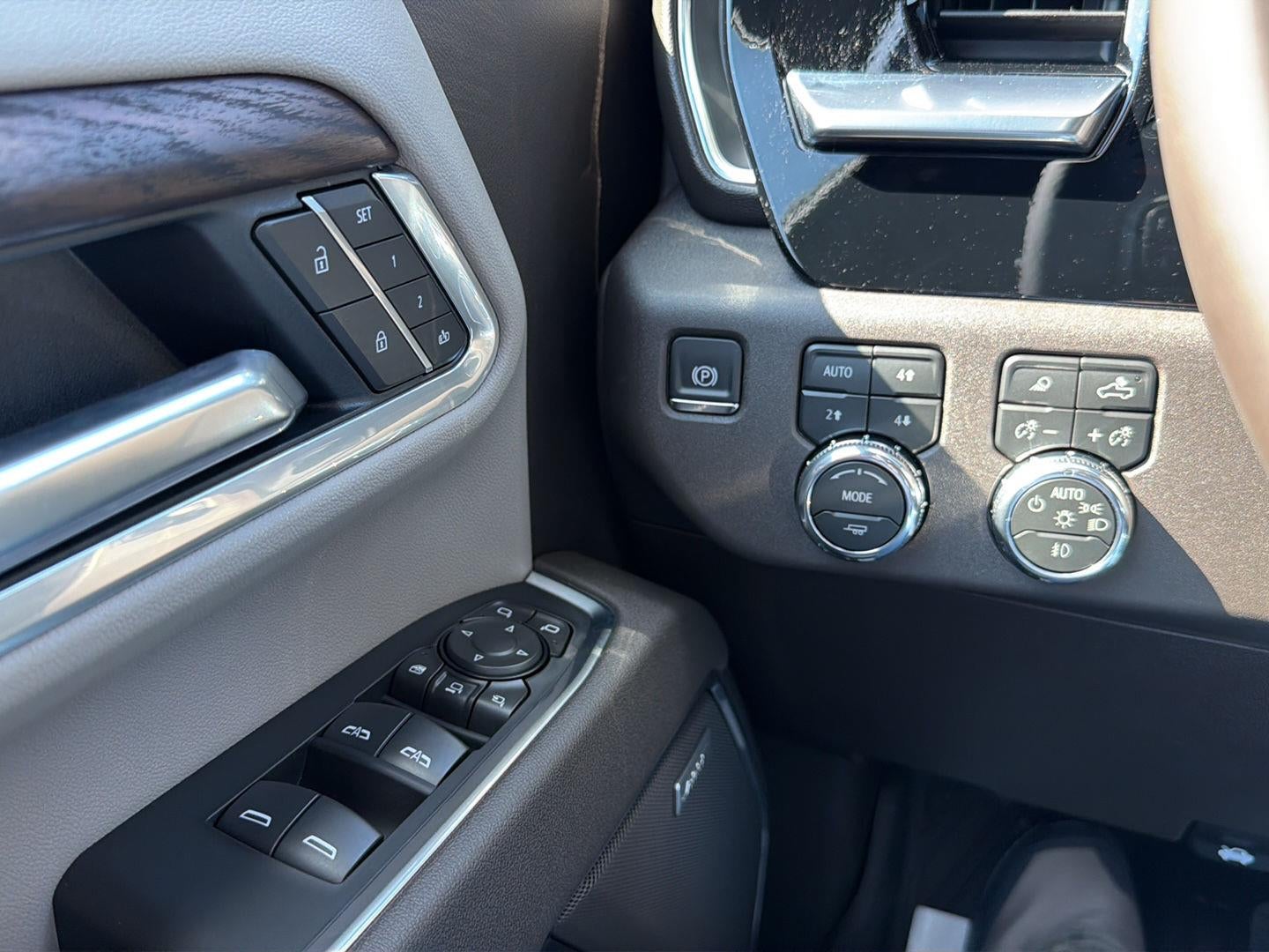 2026 GMC Sierra 2500HD SLT - Photo 17