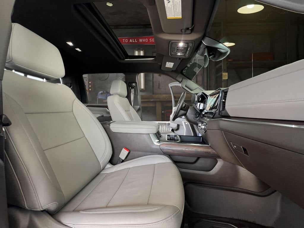 2025 GMC Sierra 2500 HD SLT