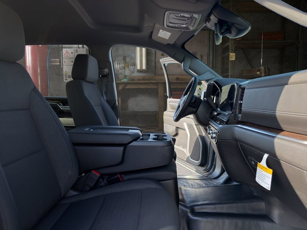 2026 GMC Sierra 3500 HD SLE