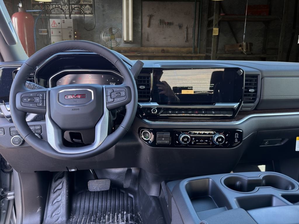 2026 GMC Sierra 3500 HD SLE