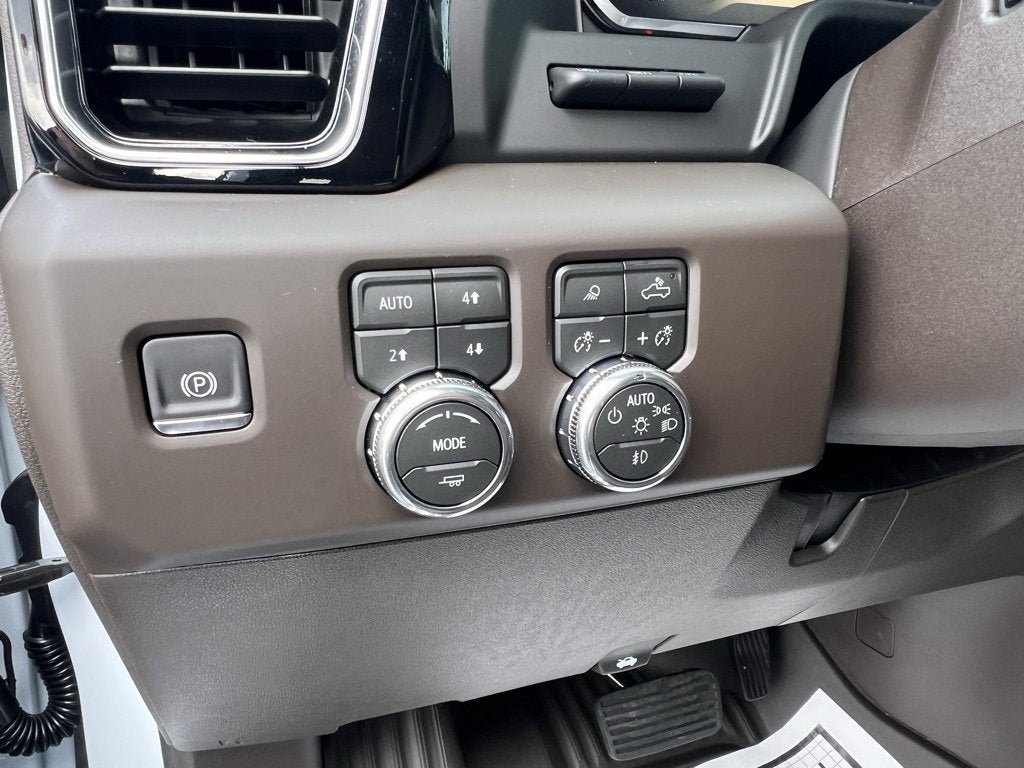 2026 GMC Sierra 3500 HD Denali