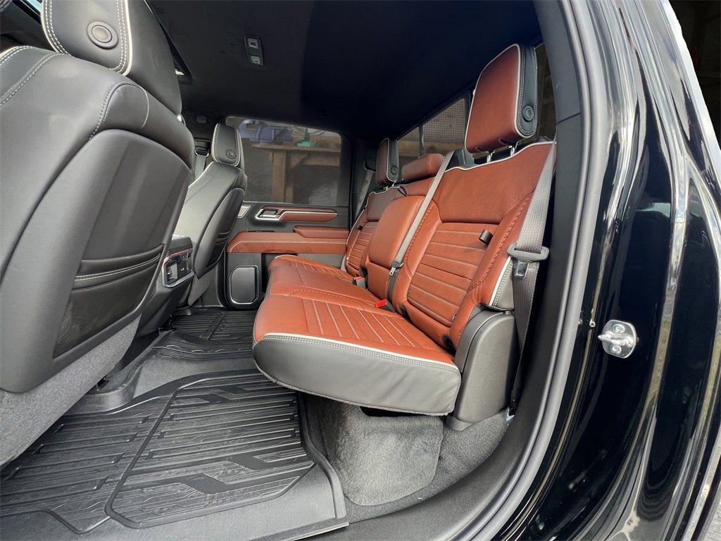 2026 GMC Sierra 3500 HD Denali Ultimate DRW