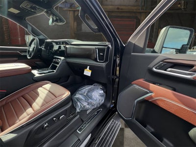 2026 GMC Sierra 3500 HD Denali Ultimate DRW