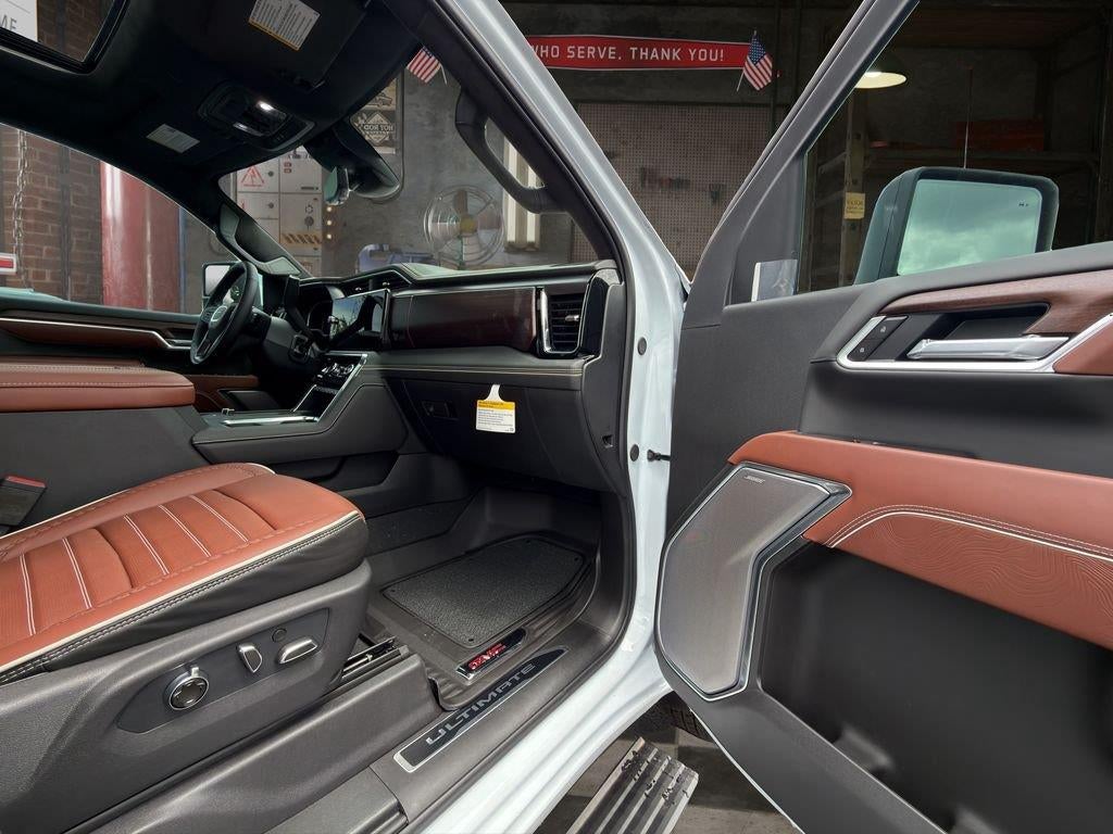 2026 GMC Sierra 3500 HD Denali Ultimate DRW