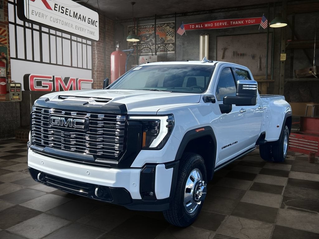 2026 GMC Sierra 3500 HD Denali Ultimate DRW